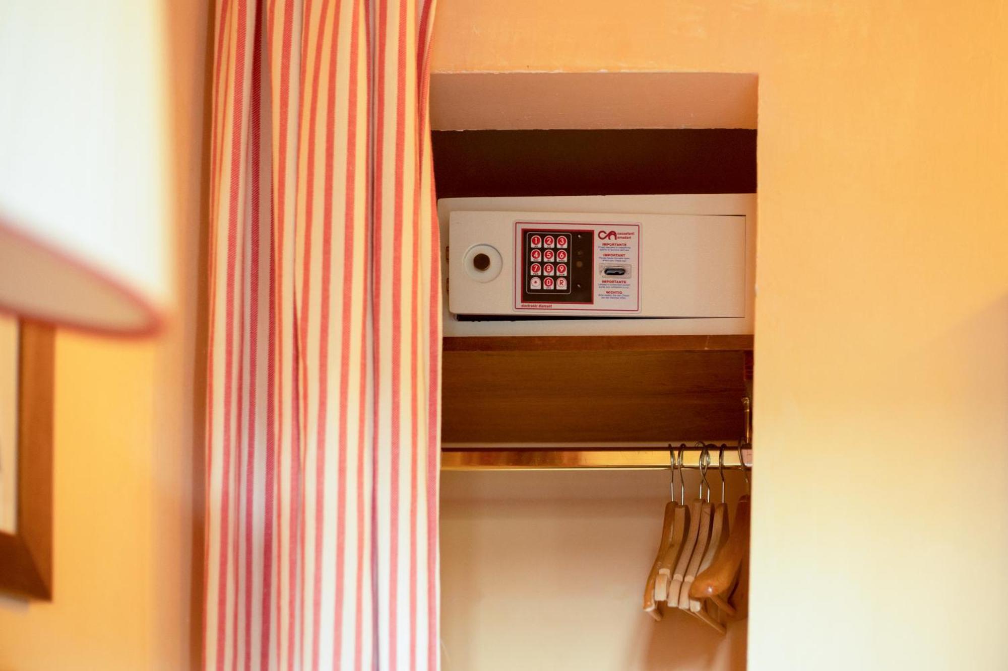 Antica Dimora Firenze Bed & Breakfast Exterior photo