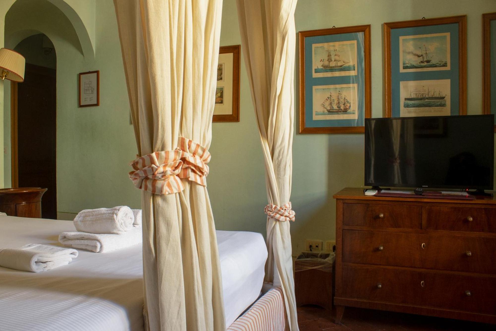 Antica Dimora Firenze Bed & Breakfast Exterior photo