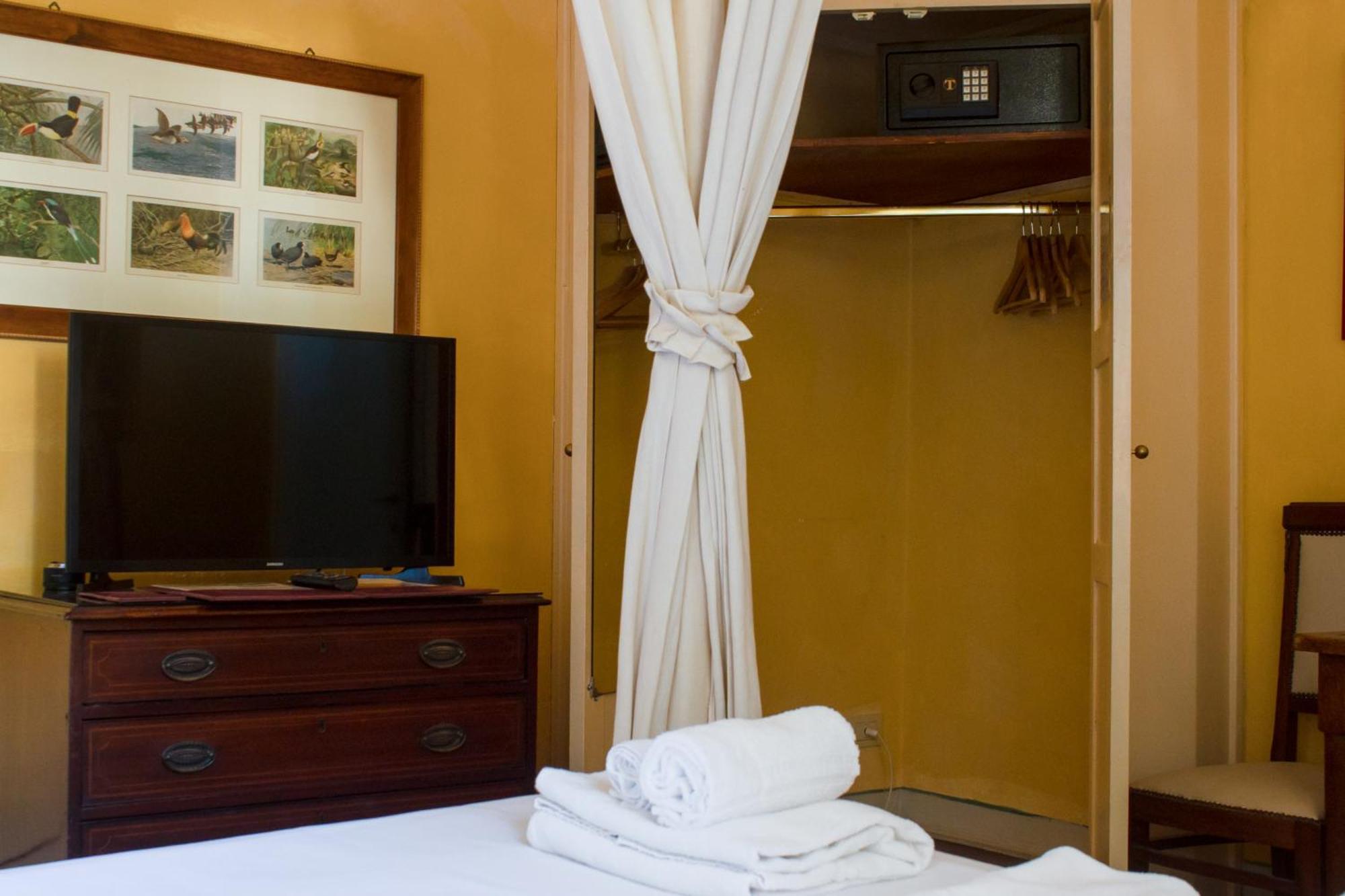 Antica Dimora Firenze Bed & Breakfast Exterior photo
