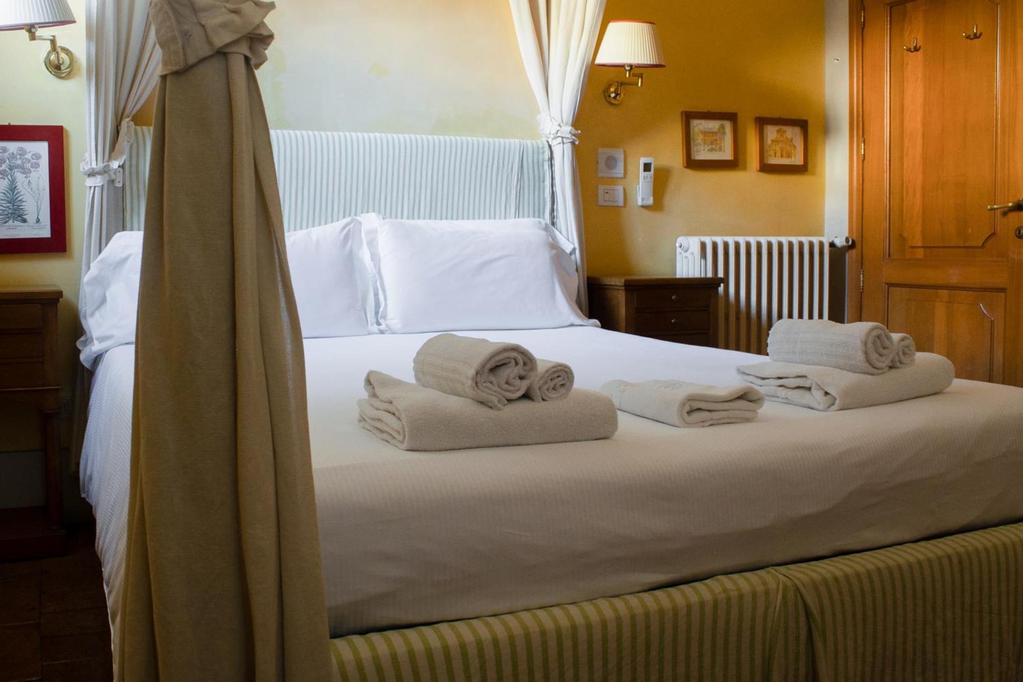 Antica Dimora Firenze Bed & Breakfast Exterior photo