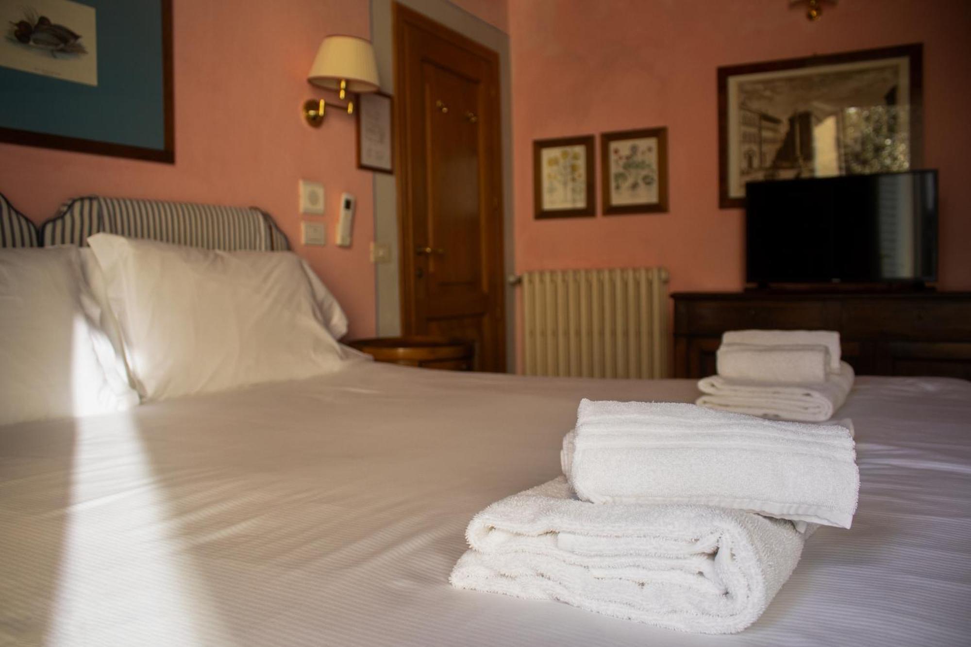 Antica Dimora Firenze Bed & Breakfast Exterior photo