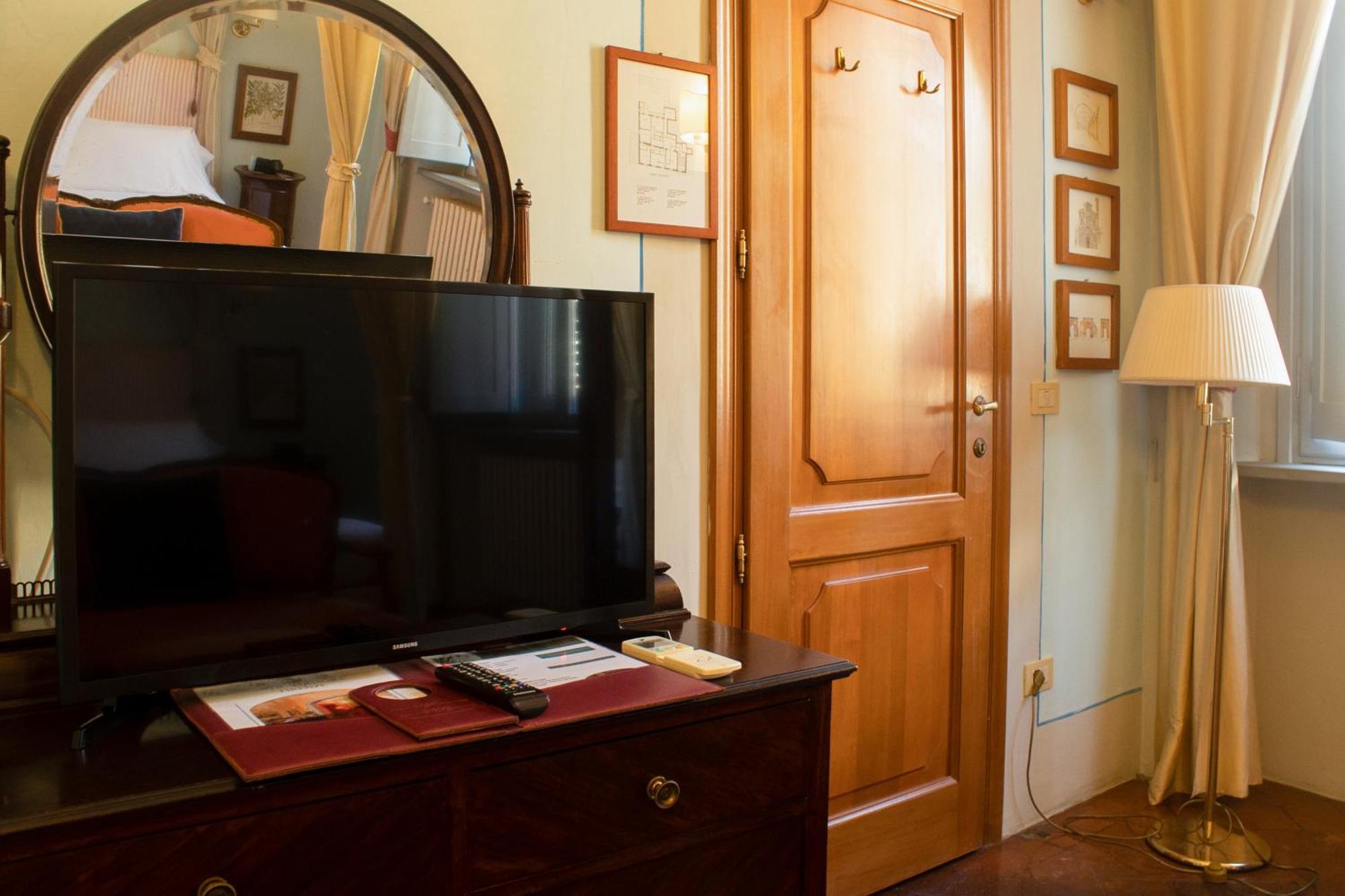 Antica Dimora Firenze Bed & Breakfast Exterior photo