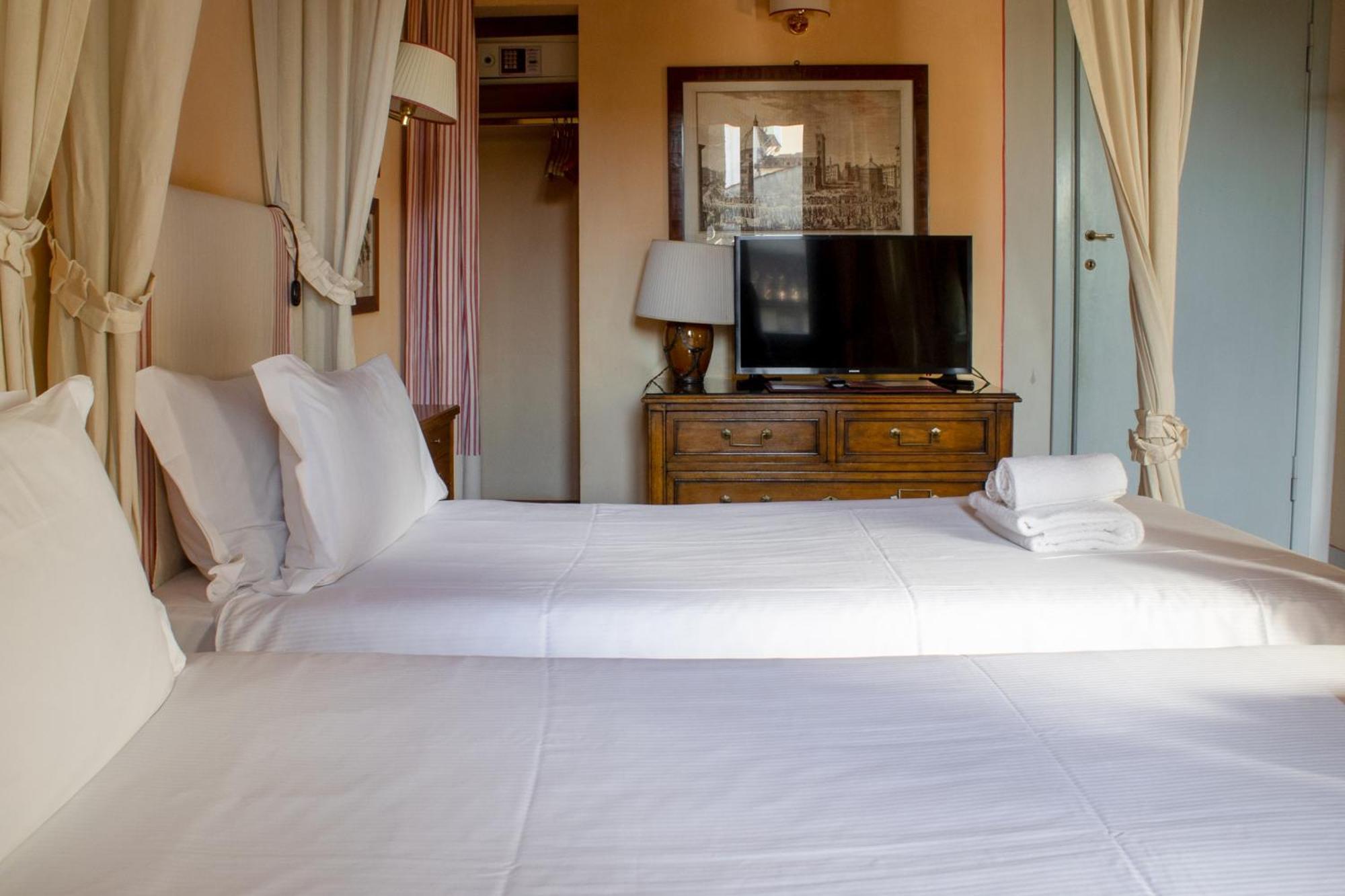 Antica Dimora Firenze Bed & Breakfast Exterior photo
