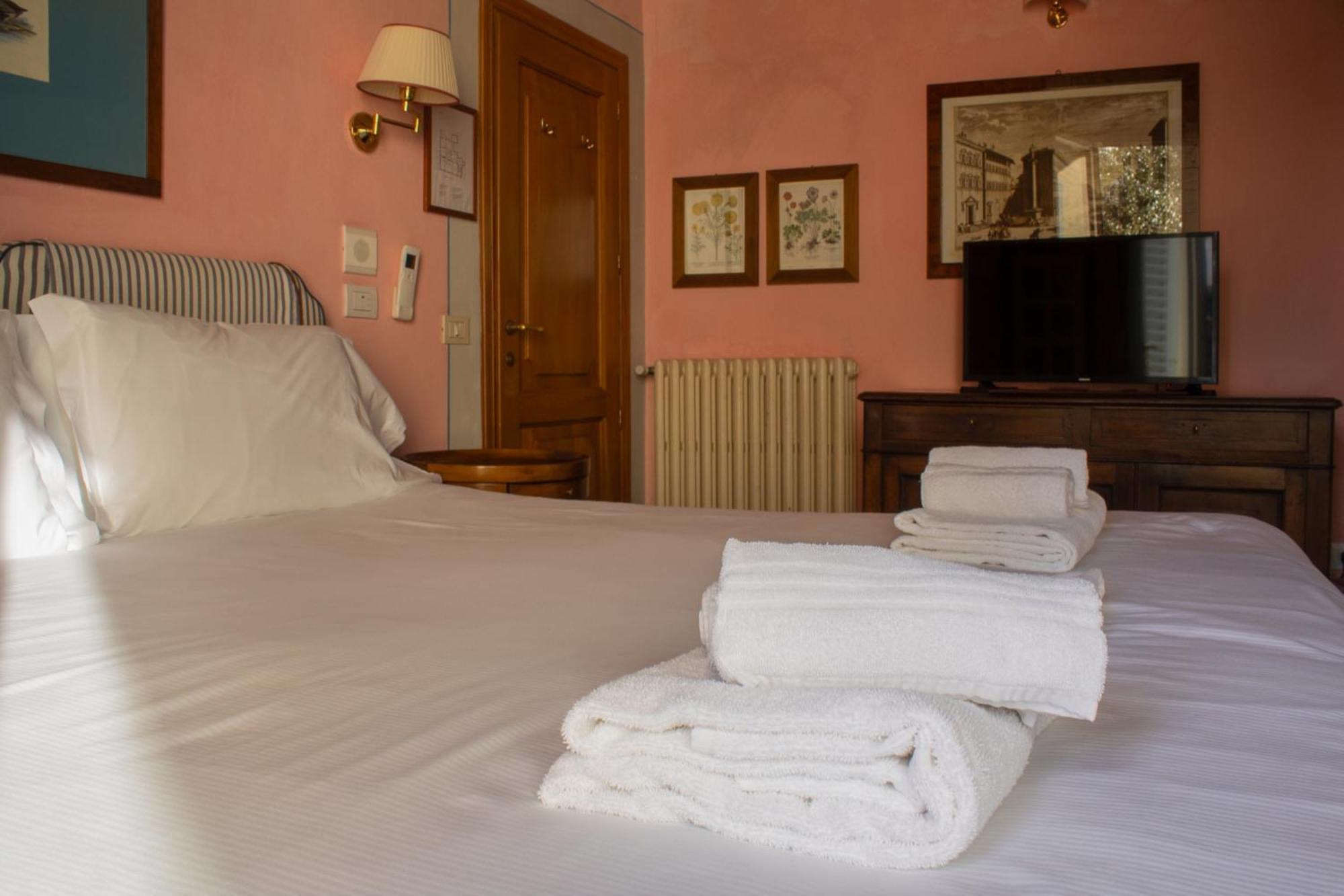 Antica Dimora Firenze Bed & Breakfast Exterior photo