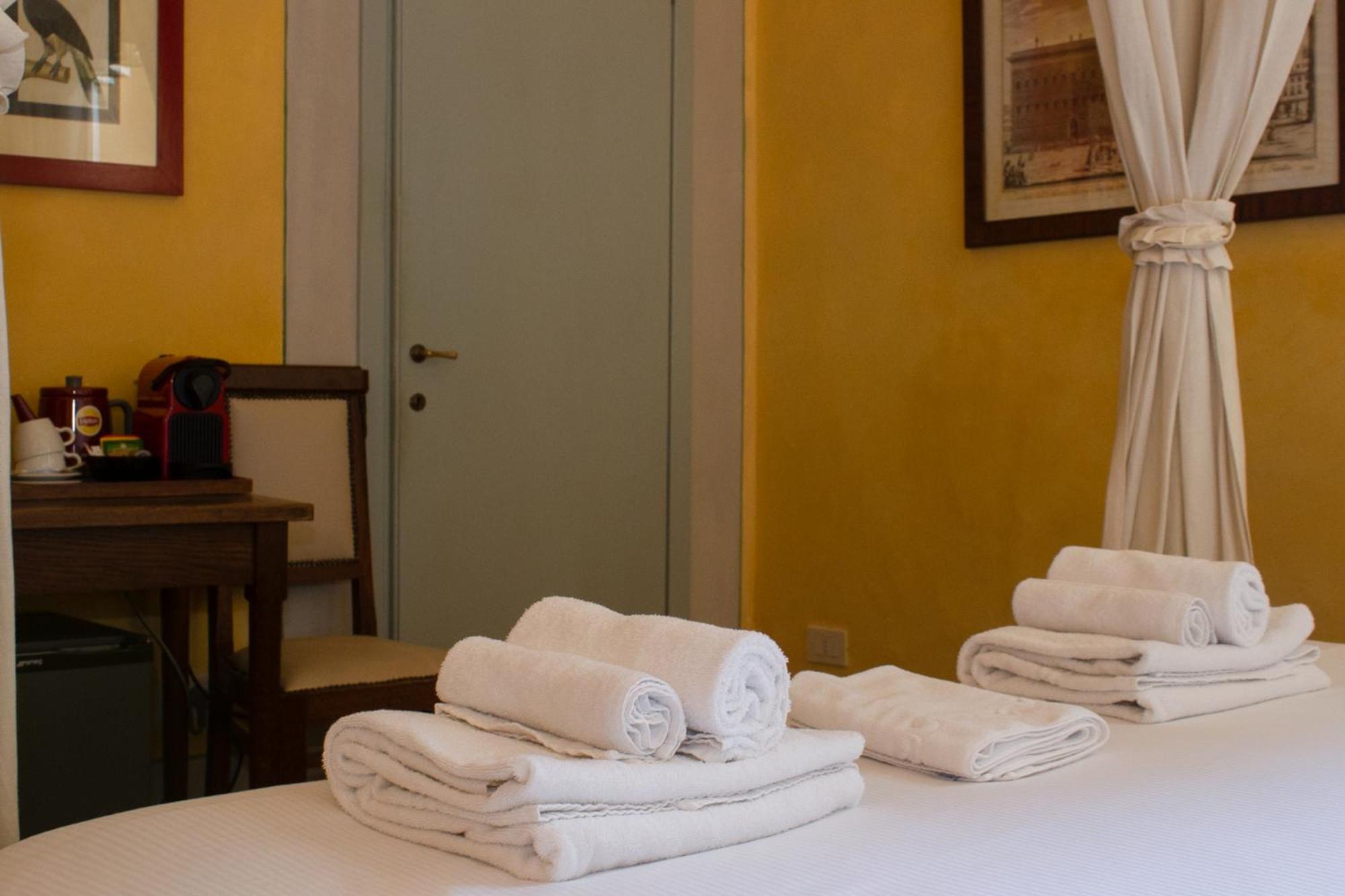 Antica Dimora Firenze Bed & Breakfast Exterior photo